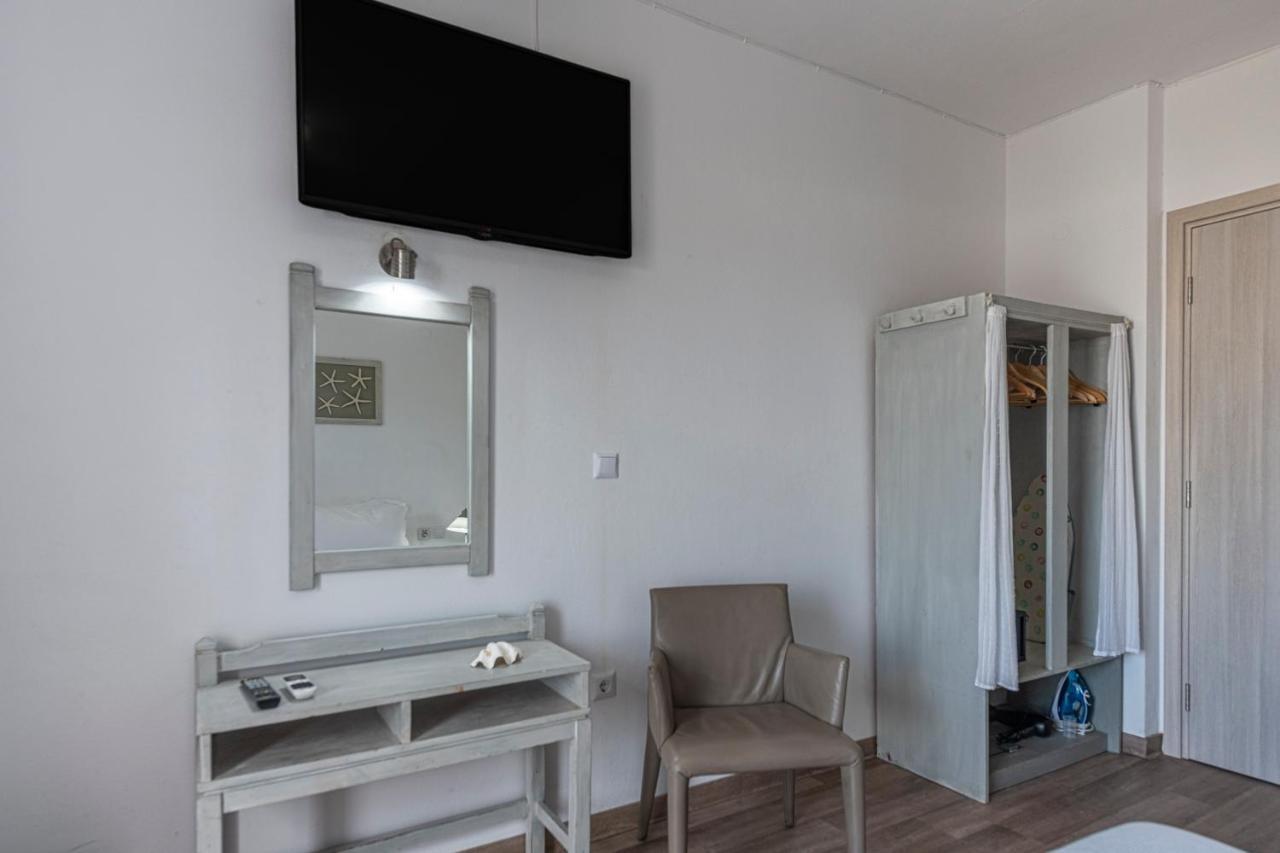Hotel Manto Nausa Exteriér fotografie