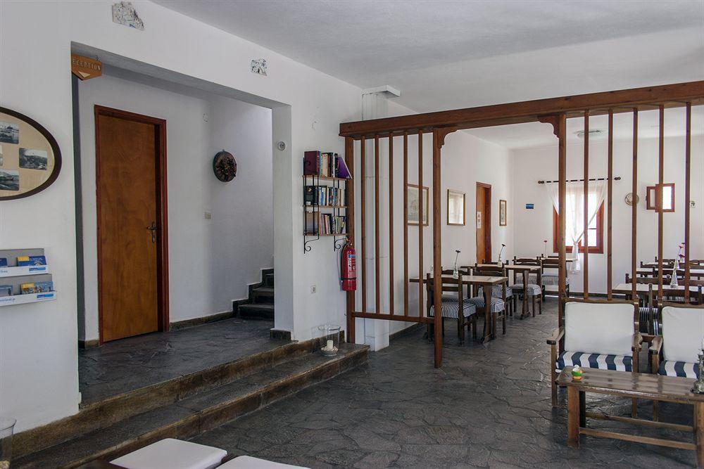 Hotel Manto Nausa Exteriér fotografie