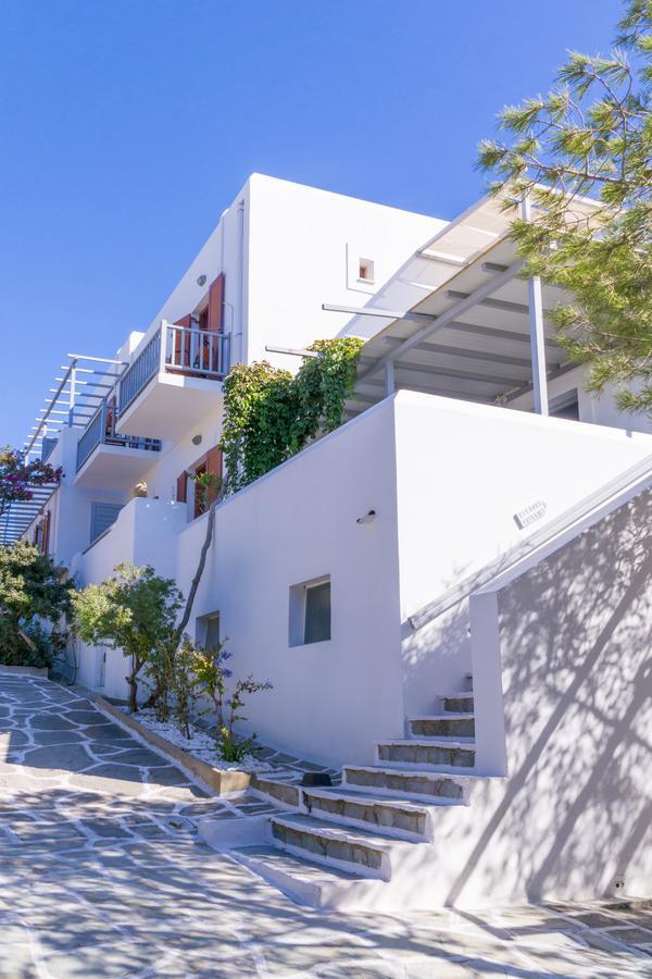Hotel Manto Nausa Exteriér fotografie