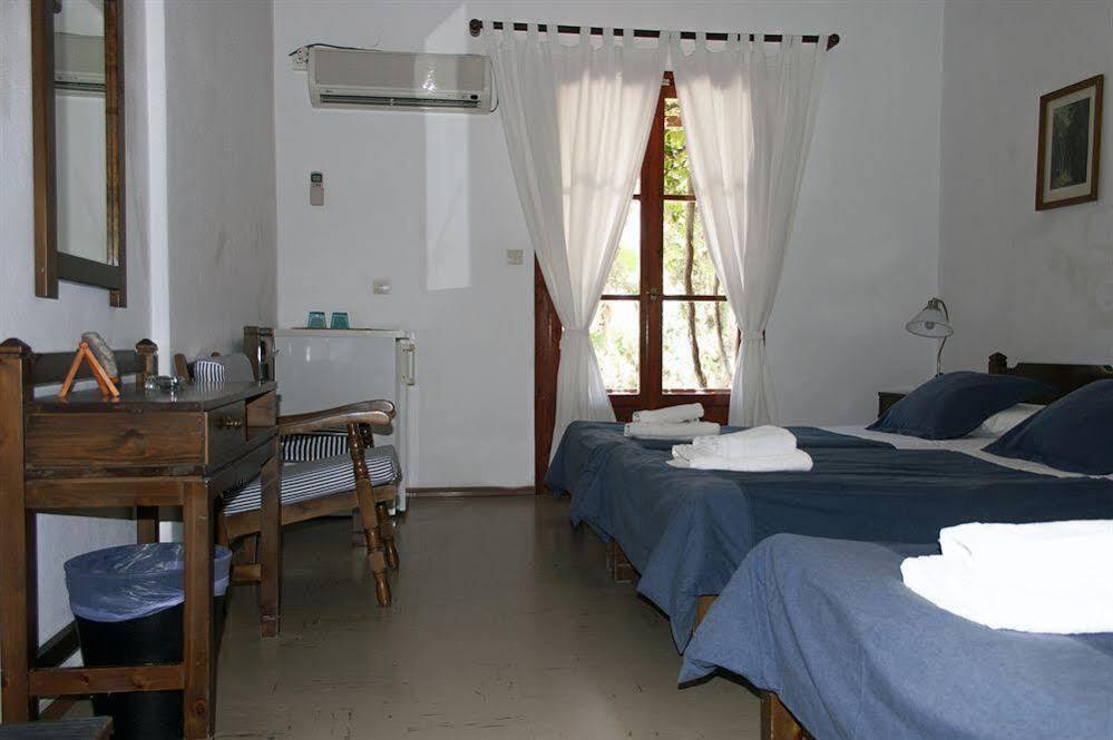 Hotel Manto Nausa Exteriér fotografie